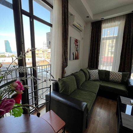 Cozy Apartment In The City Center Mtatsminda Tbilisi Buitenkant foto
