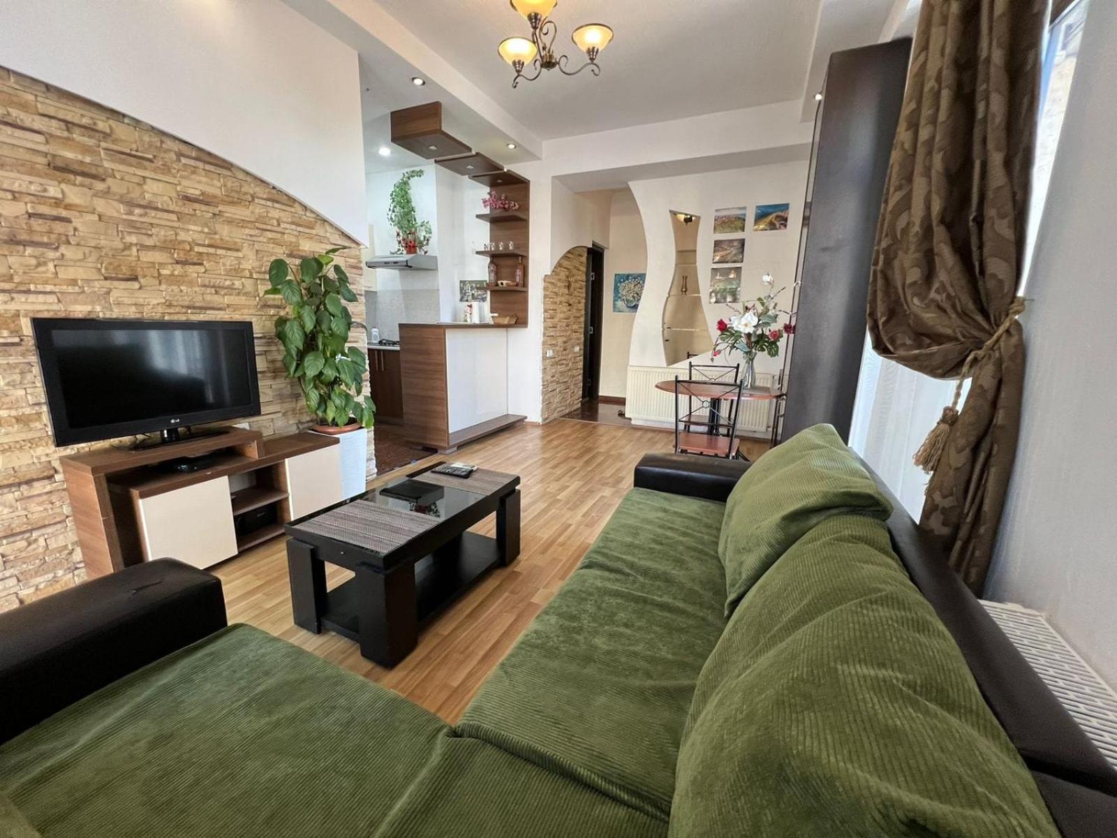 Cozy Apartment In The City Center Mtatsminda Tbilisi Buitenkant foto
