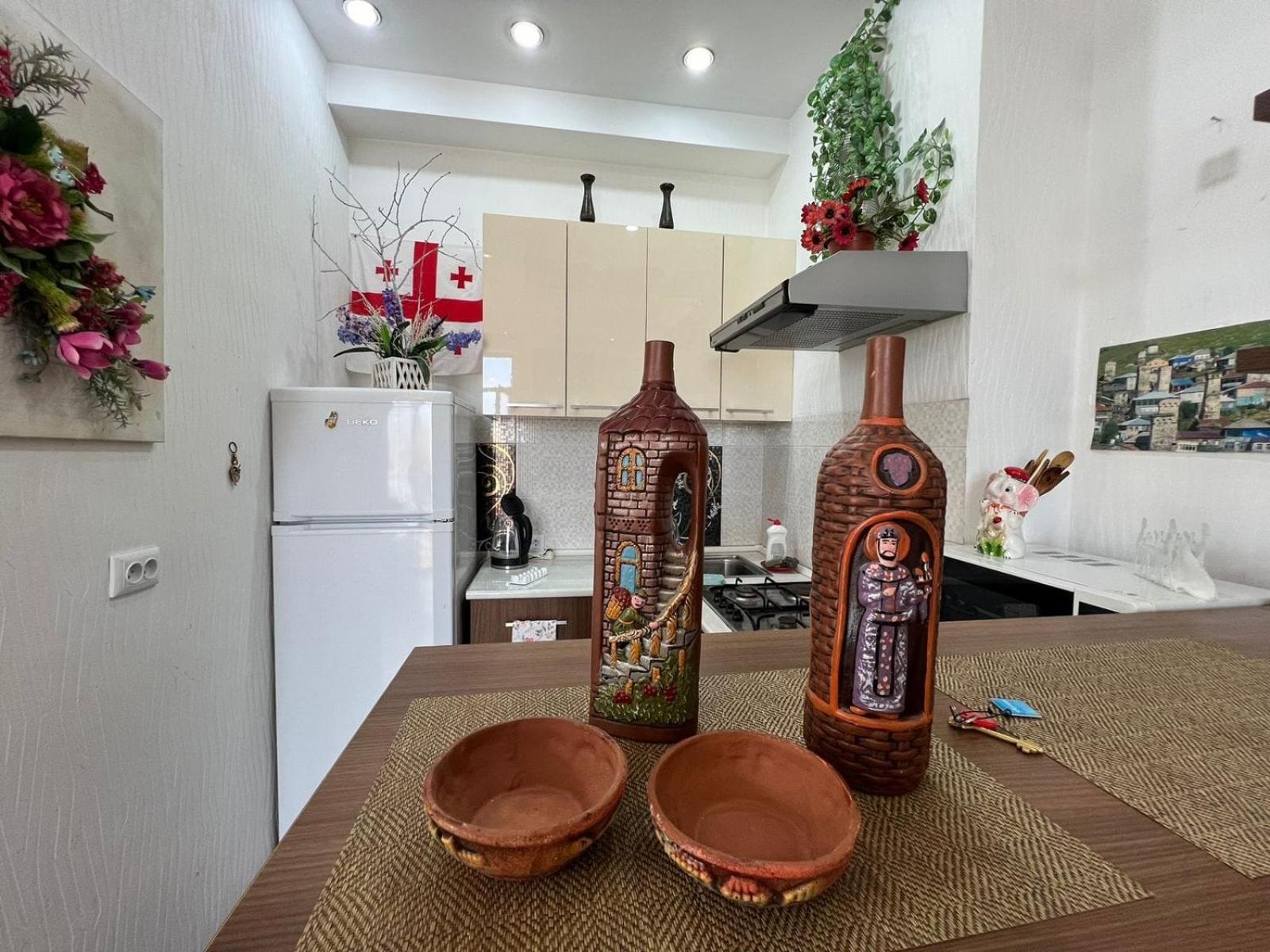 Cozy Apartment In The City Center Mtatsminda Tbilisi Buitenkant foto